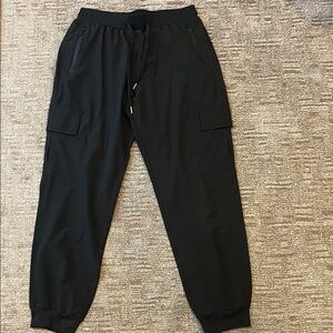 Women’s Black Cargo Jogger Pants M